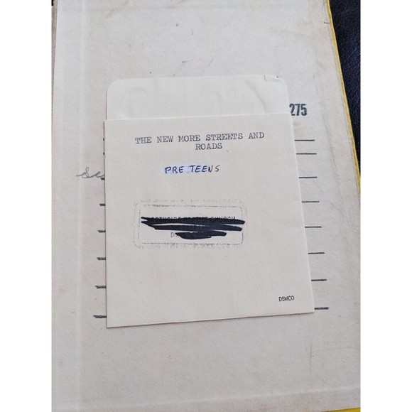 THE NEW MORE STREETS AND ROADS - Teacher's edition - 1956 - Guidebook, textbook - Picture 3 of 6